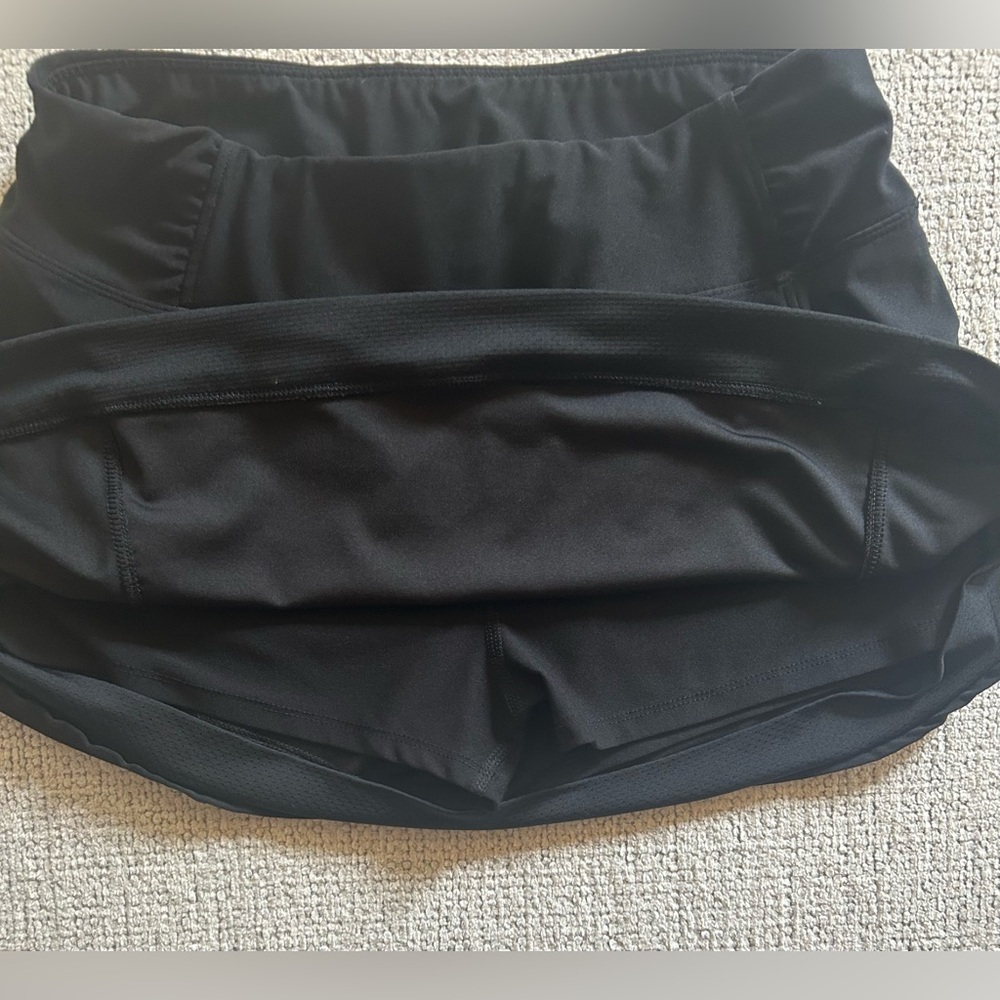 Venus Black Athletic Skort Size S Excellent Condition🖤 - Picture 2 of 3